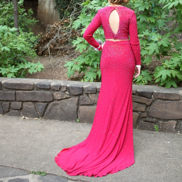 Prom dress - Picture 2 of 2